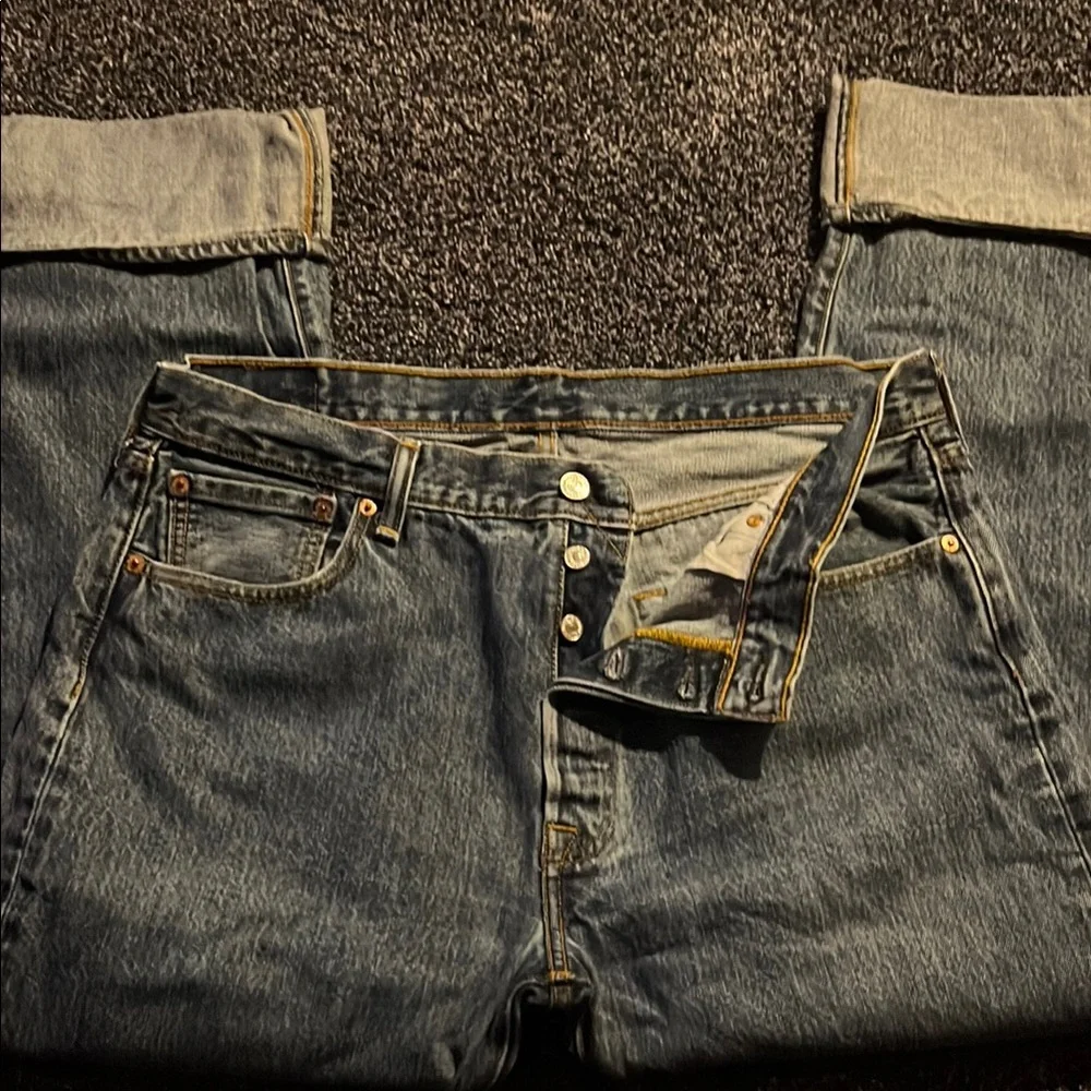 Levi's Blue Denim Jeans - Picture 1 of 3